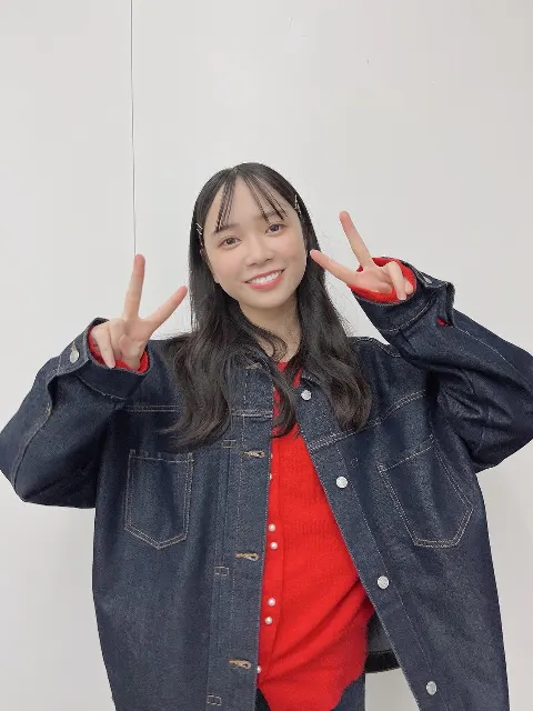 山口 陽世｜(_¨̮_)>≡🎁（2022-12-27）｜3枚目