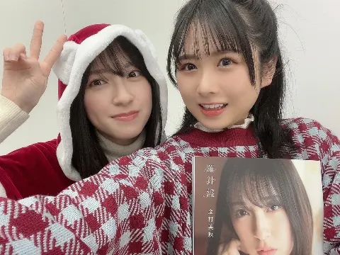 上村 ひなの｜サンタさんはちゃんといました🔔（2022-12-31）｜5枚目