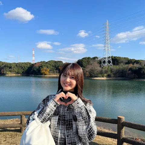 山下 葉留花｜今年もあっという間だったと思える充実した1年を皆さんと過ごしたいです。山下葉留花（2023-01-04）｜3枚目