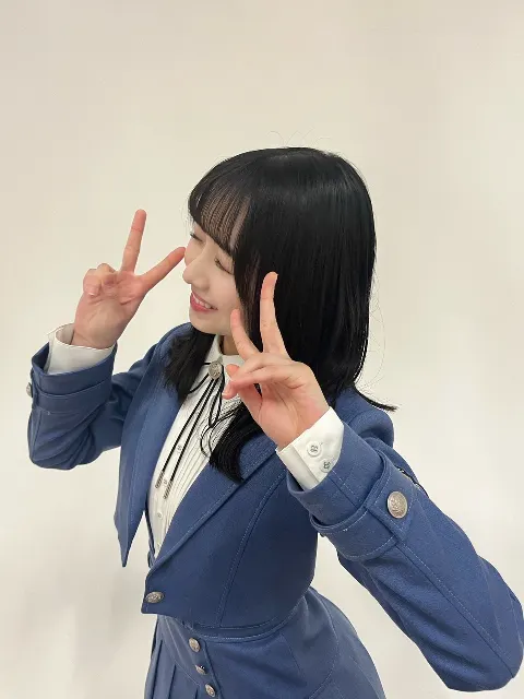 上村 ひなの｜新しいアー写ができたんです。って遅めのご報告（2023-03-19）｜3枚目