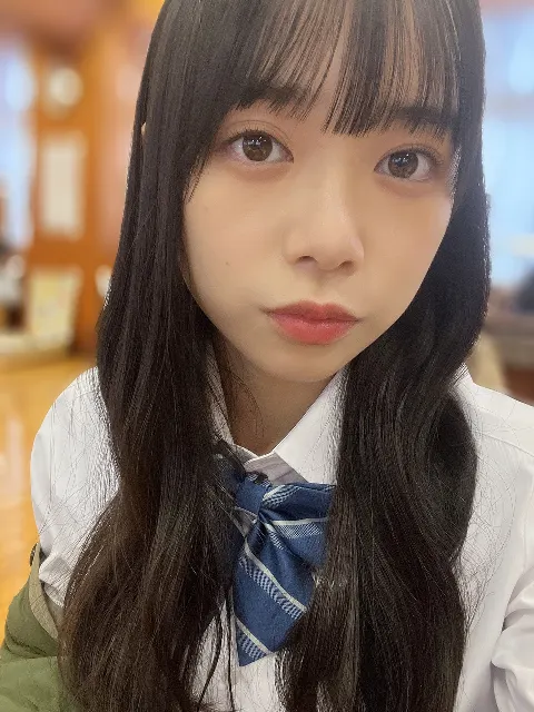 山口 陽世｜( ¨̮ )>≡私は足遅いよ（2023-04-05）｜4枚目