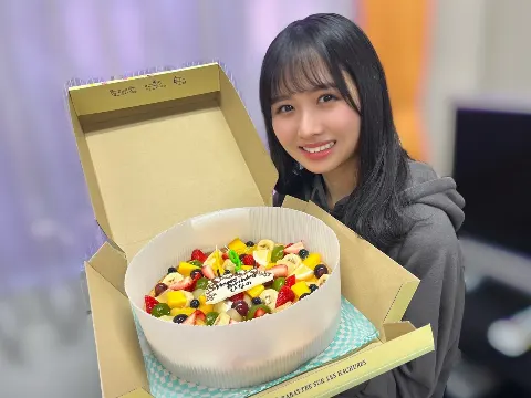 上村 ひなの｜19歳、なりました（2023-04-14）｜2枚目