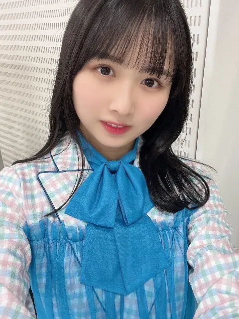 上村 ひなの｜19歳、なりました（2023-04-14）｜5枚目