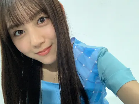 平岡 海月｜春雨に後ろ髪を濡らされて🌧平岡海月（2023-04-19）