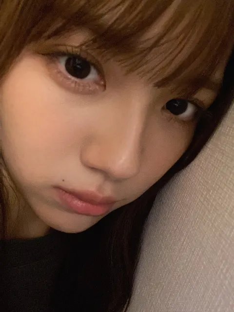森本 茉莉｜携帯ってなかなか変えられない。今月中に変えられたら褒めてください。（2023-05-01）