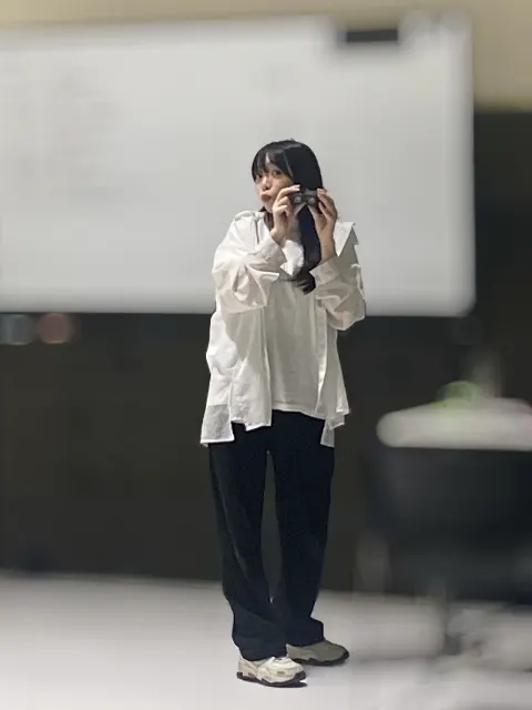 森本 茉莉｜携帯ってなかなか変えられない。今月中に変えられたら褒めてください。（2023-05-01）｜5枚目