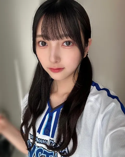 小西 夏菜実｜口の中が痛くなるまでチョコレートを食べる 小西夏菜実（2023-06-25）｜3枚目