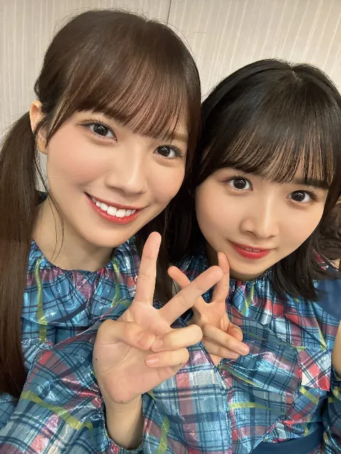 森本 茉莉｜手にちょこちょこインクついてました。恥ずかしいです。（2023-07-05）