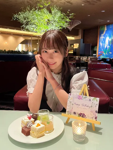 石塚 瑶季｜✨１９歳！✨（2023-08-10）