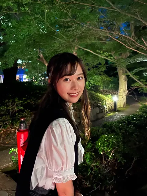 石塚 瑶季｜✨１９歳！✨（2023-08-10）｜2枚目