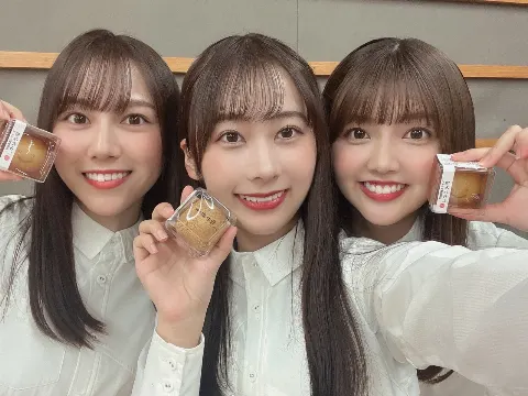 石塚 瑶季｜✨１９歳！✨（2023-08-10）｜4枚目