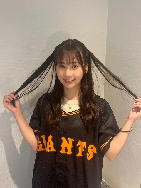 石塚 瑶季｜✨ユニフォーム着たよ！✨（2023-08-20）