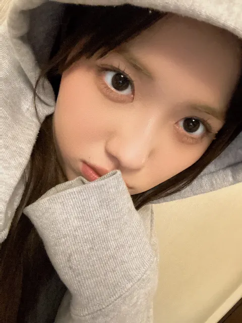 森本 茉莉｜衣替え今日こそするぞ！いや、まだちょっと暖かいかもしれないか…（2023-10-24）