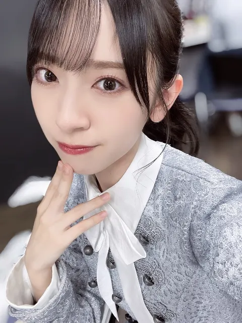 金村 美玖｜日は短くなりましたが、髪の毛は結構伸びました。（2023-11-29）｜7枚目