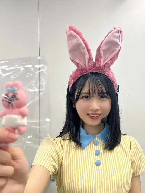 上村 ひなの｜水色りぼんかわいいね（2023-12-02）