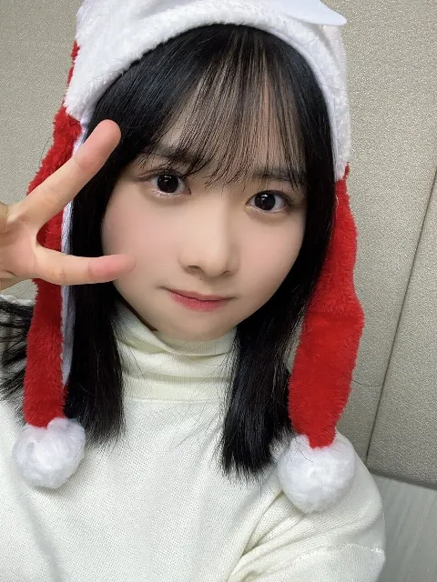 上村 ひなの｜おぱんちゅうさぎとご対面だ〜（2023-12-02）｜3枚目