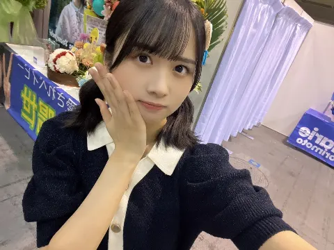 上村 ひなの｜細流（2023-12-03）｜5枚目