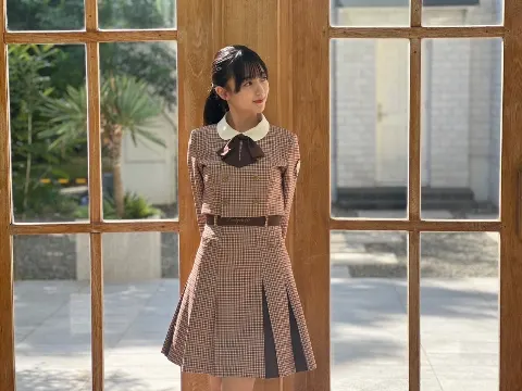 平尾 帆夏｜秋色の制服に身を包み（2023-12-05）｜2枚目