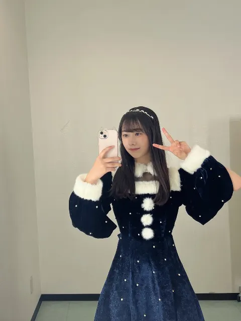 石塚 瑶季｜✨12月『8』日✨（2023-12-08）｜2枚目