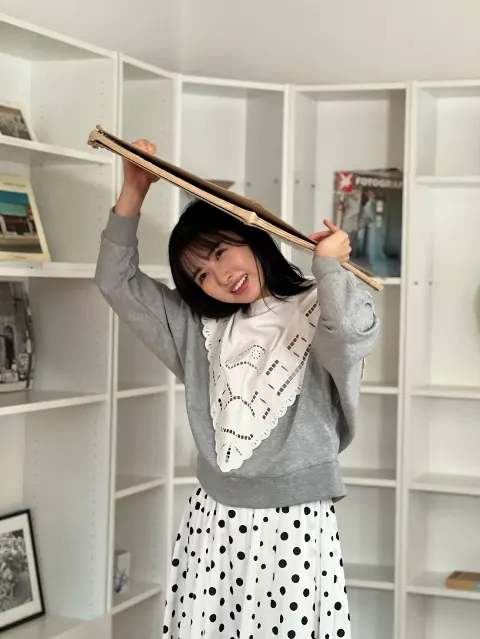 上村 ひなの｜こたつで冬（2023-12-08）｜4枚目