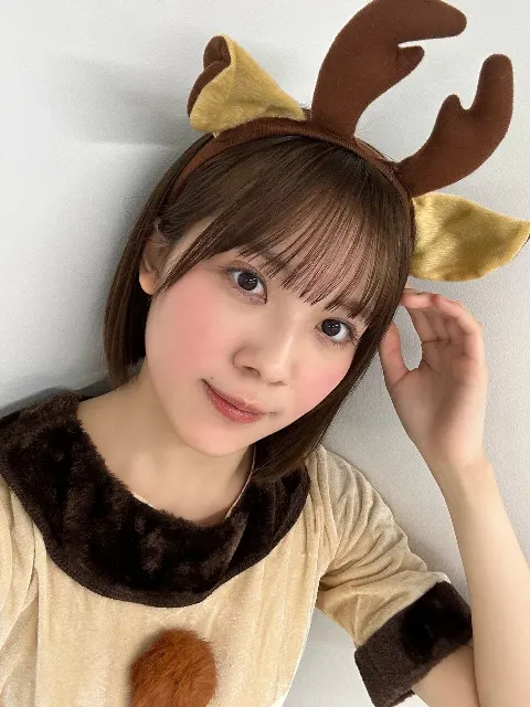 森本 茉莉｜今年はクリスマスぽいお洋服沢山着れました🎄（2023-12-26）｜5枚目