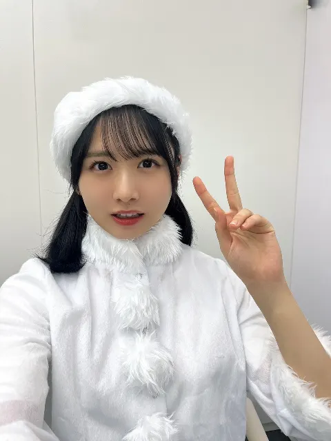 上村 ひなの｜ひなのサンタがやってきた（2023-12-26）｜9枚目
