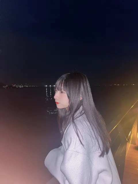宮地 すみれ｜18歳（2023-12-31）｜3枚目