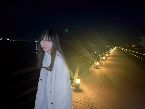 宮地 すみれ｜18歳（2023-12-31）｜5枚目