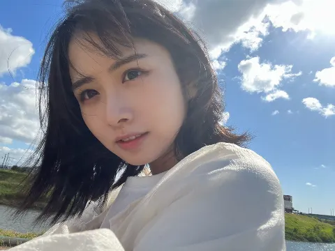 上村 ひなの｜2023色（2023-12-31）