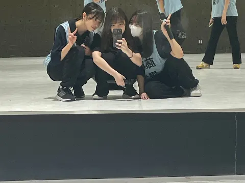 渡辺 莉奈｜2023_（2023-12-31）｜8枚目