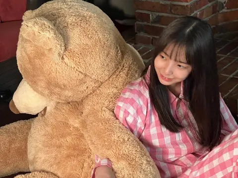 渡辺 莉奈｜青、紺、緑（2024-01-31）｜4枚目