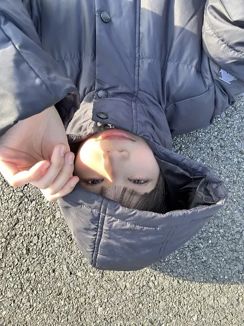 森本 茉莉｜今、携帯逆さにした？？（2024-04-04）｜2枚目