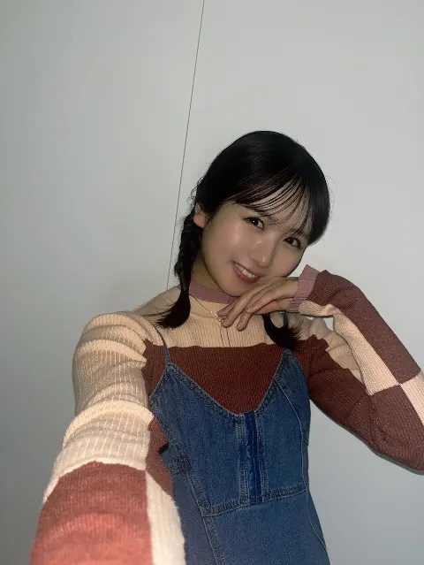 上村 ひなの｜深めの夜に時折寝っ転がりながら書いてます。どうしても早急に言いたいことがあって。（2024-05-10）｜2枚目