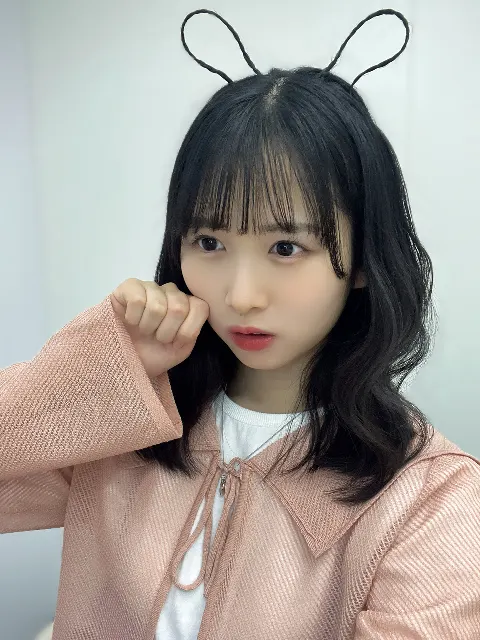 上村 ひなの｜このブログ載せたと思ったら載せてなかったっぽい→ピンク着て散歩日和（2024-06-09）｜4枚目