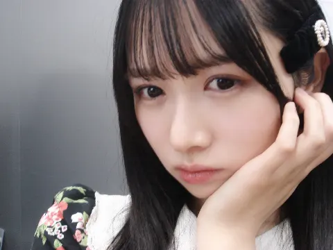 上村 ひなの｜アボカド氷食べたい（2024-11-28）