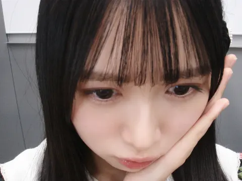 上村 ひなの｜アボカド氷食べたい（2024-11-28）｜2枚目
