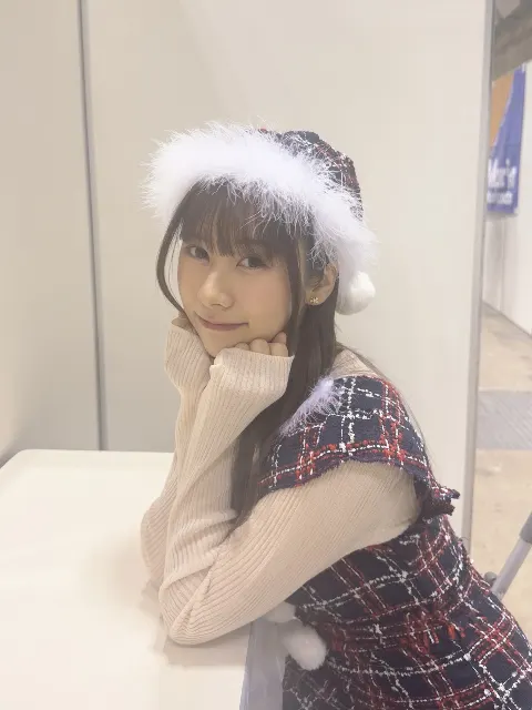 石塚 瑶季｜サンタ塚はみなさんに会いたいのである〜✨（2024-12-18）