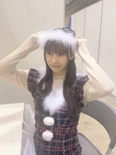 石塚 瑶季｜サンタ塚はみなさんに会いたいのである〜✨（2024-12-18）｜3枚目