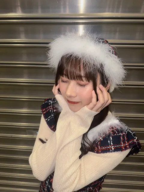 石塚 瑶季｜サンタ塚はみなさんに会いたいのである〜✨（2024-12-18）｜5枚目