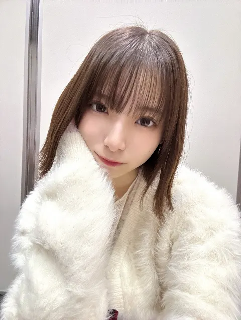 渡辺 莉奈｜₍ᐢ. ̯.ᐢ₎（2024-12-24）｜2枚目