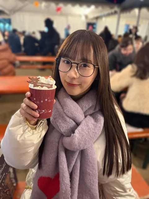石塚 瑶季｜クリスマスイブで浮かれてる塚です〜（2024-12-24）｜3枚目