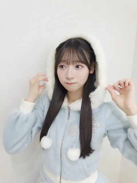 宮地 すみれ｜クリスマスの次の次の次の日（2024-12-28）｜2枚目