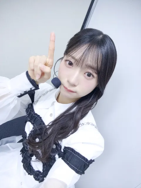 宮地 すみれ｜2025（2025-01-02）｜2枚目