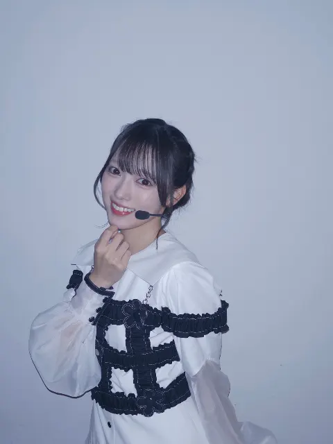 清水 理央｜2025 初！🐍（2025-01-02）｜3枚目