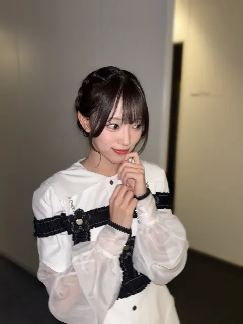 清水 理央｜2025 初！🐍（2025-01-02）｜10枚目