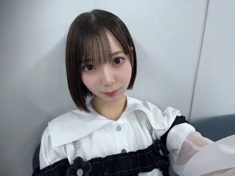 渡辺 莉奈｜2025（2025-01-02）｜2枚目