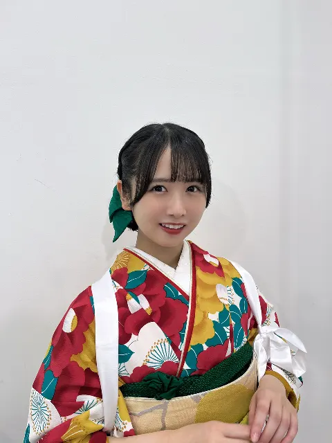 上村 ひなの｜２０２５（2025-01-07）｜2枚目