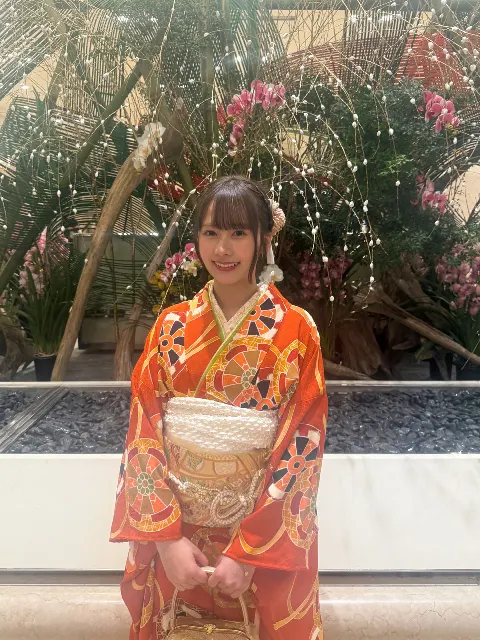 石塚 瑶季｜群青（2025-01-17）｜3枚目