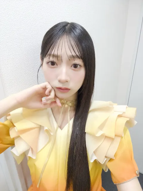 宮地 すみれ｜一日、二回（2025-02-13）｜2枚目