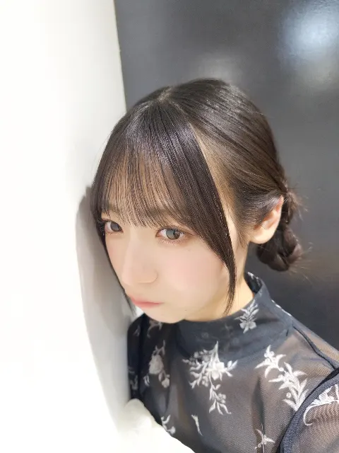 宮地 すみれ｜魔法が解ける前に（2025-02-19）｜8枚目